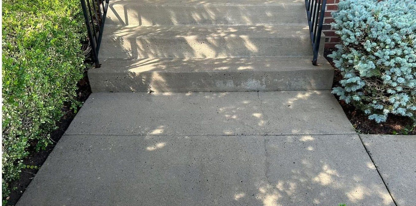 The same steps and walk after washing, light gray concrete